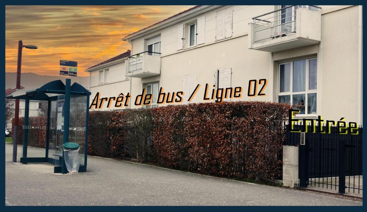 Appartement Avec Salle De Jeux Privee,10Min De Disney Transport En Commun 6 Couchages Chanteloup-en-Brie Dış mekan fotoğraf
